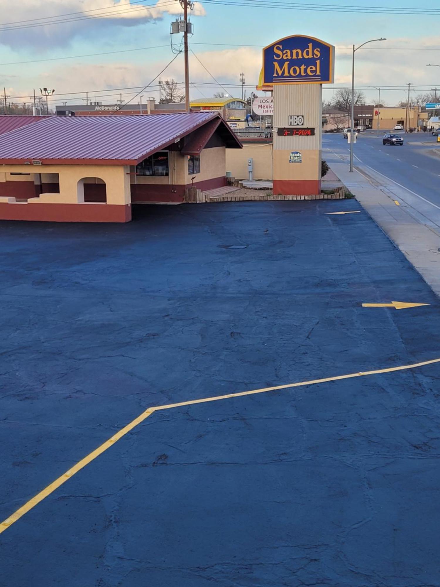 Sands Motel Portales Buitenkant foto