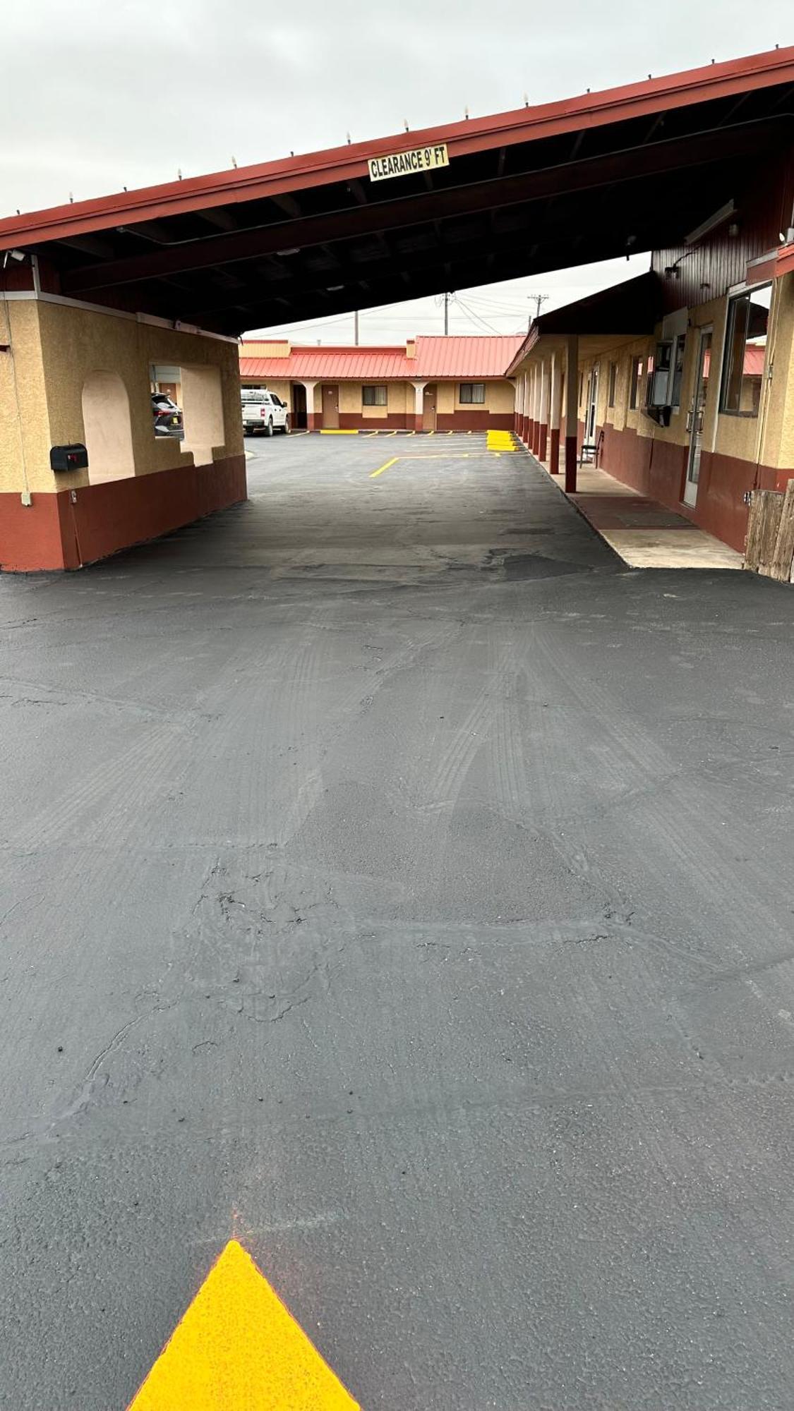 Sands Motel Portales Buitenkant foto