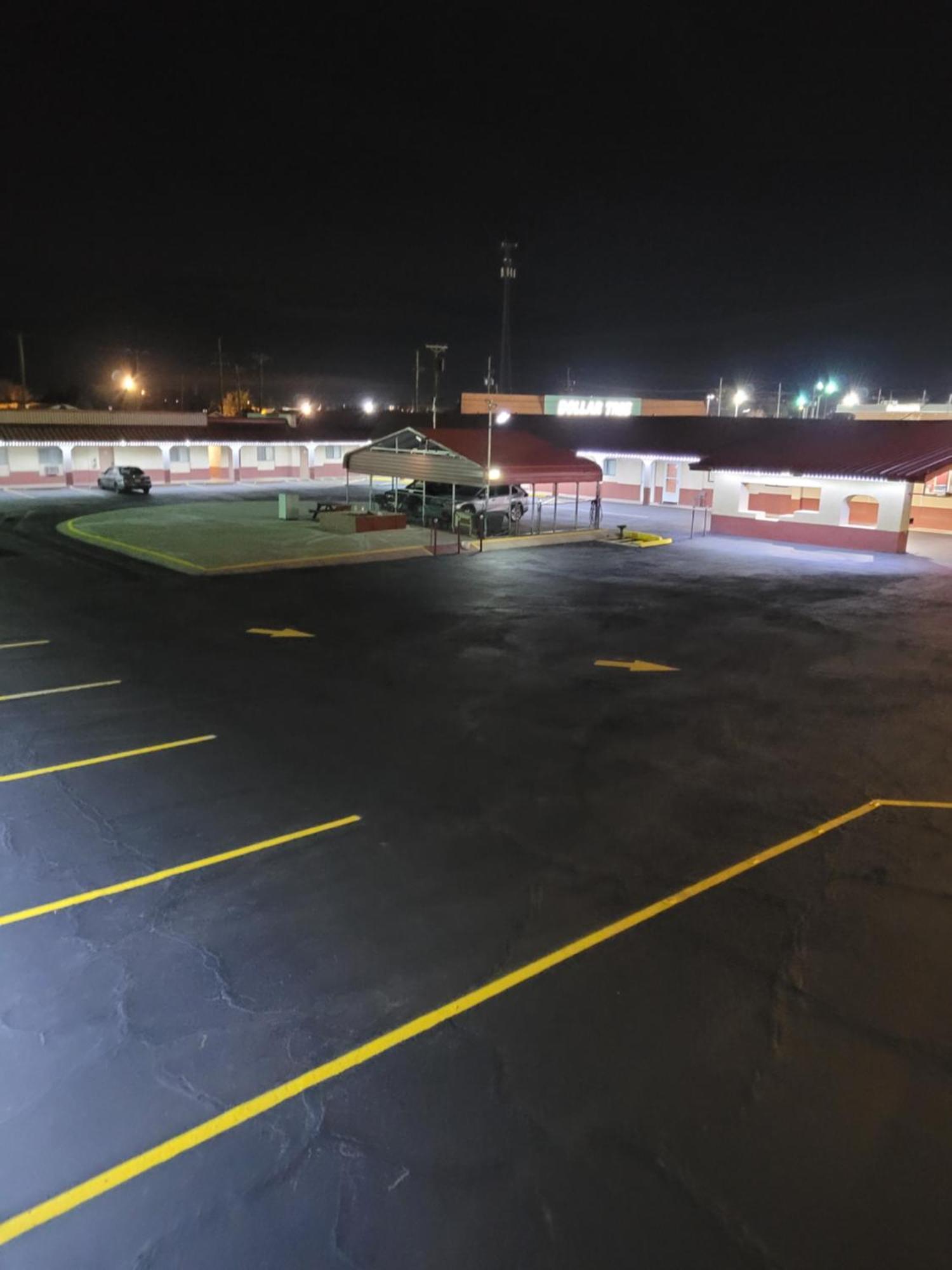 Sands Motel Portales Buitenkant foto